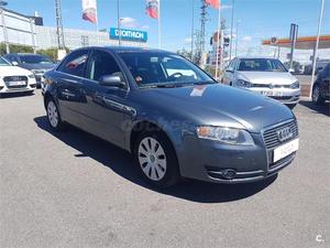 AUDI A4 2.0 TDI 140cv multitronic 4p.