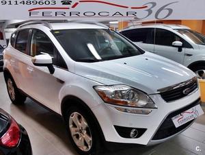 FORD Kuga 2.0 TDCi x4 Titanium Powershift 5p.