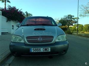 KIA Carnival 2.9 CRDi LX 5p.