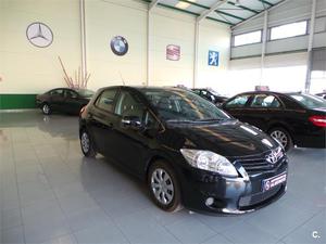 TOYOTA Auris 1.4 D4D DPF Active 5p.