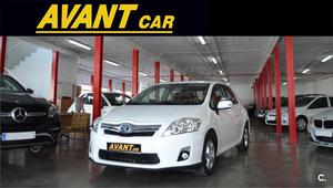 TOYOTA Auris 1.8 Hibrido Active 5p.