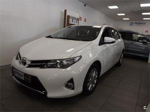 TOYOTA Auris 90D Active 5p.