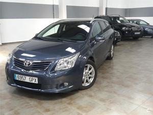 TOYOTA Avensis 2.0 D4D Advance Cross Sport 5p.