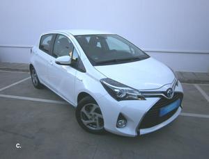 TOYOTA Yaris Hybrid Active 5p.