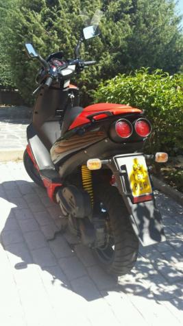 APRILIA SR 50 LC Racing (