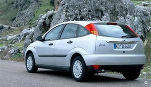 Ford Focus 1.6 Ambiente 5p. -99