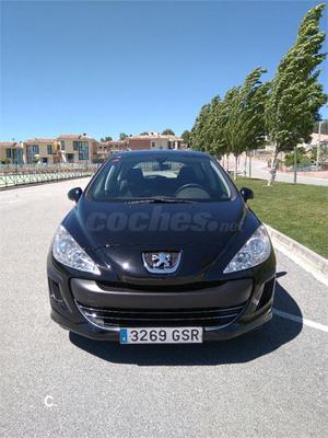 PEUGEOT 308 Confort 1.6 HDI 90 5p.