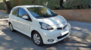 TOYOTA Aygo 1.0 VVTi Connect -11