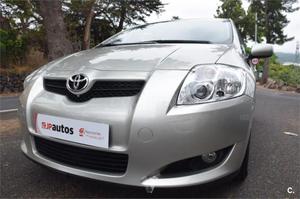 Toyota Auris 2.0 D4d Luna 5p. -07