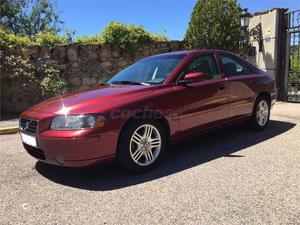 VOLVO S60 D5 Momentum 4p.