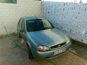FORD Fiesta 1.8 TDdi Ghia -01
