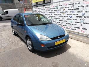 FORD Focus 1.6 AMBIENTE 4p.