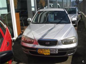 HYUNDAI Elantra 1.6 GLS 5p.