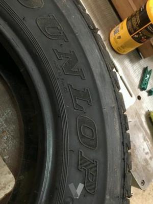 Neumáticos Dunlop  /r16c SP
