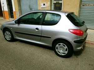 PEUGEOT 206 XR 