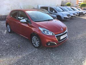 Peugeot p Style 1.2l Puretech 82 5p. -16