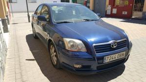 TOYOTA Avensis 2.0 D4D EXECUTIVE -04