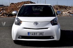 TOYOTA iQ iQS 1.33 MultiDrive -12