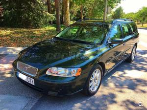 VOLVO V70 D5 Momentum 5p.