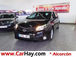 Toyota Avensis 120d Comfort Cross Sport 5p. -13