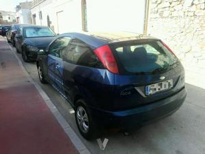 FORD Focus 1.8 TDdi Trend -01