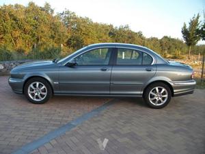 JAGUAR X-Type 2.2D Executive -06