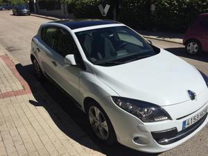 RENAULT Mégane Dynamique dCi 130 eco2 E5 -11