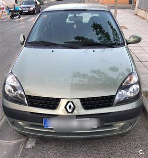 Renault Clio Dynamique v 5p. -01