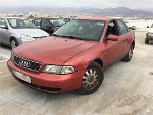 AUDI A4 1.9 TDI 110CV 4p.