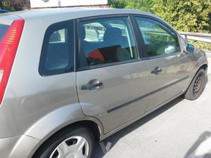 FORD Fiesta 1.4 TDCi Ghia -04