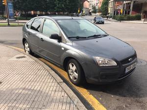 FORD Focus 1.6 TDCi Ghia Auto -05