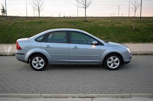 FORD Focus 1.6 TDCi Ghia CVT -07