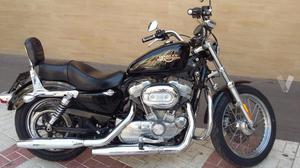 HARLEY DAVIDSON Sportster 883 Custom (