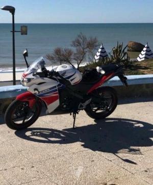 HONDA CBR 125R (modelo actual) -16