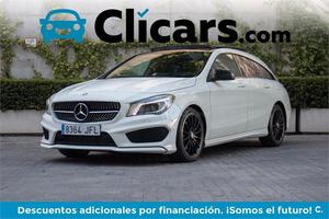 MERCEDES-BENZ Clase CLA CLA 220 CDI Aut. AMG Line Shooting