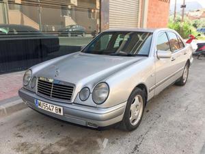 MERCEDES-BENZ Clase E E 300 DT ELEGANCE -98