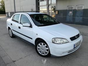 OPEL Astra 2.0 DTI 16V COMFORT -02