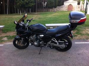 SUZUKI Bandit 