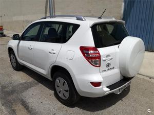 TOYOTA Rav4 2.2 D4D Active 4x4 5p.