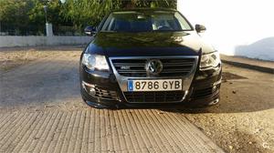 VOLKSWAGEN Passat 2.0 TDI 140cv DPF DSG Highline 4p.