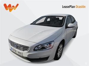 VOLVO S D3 Kinetic Auto 4p.