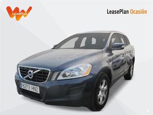 VOLVO XC D4 Kinetic 5p.