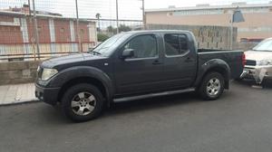 coche nissan navara