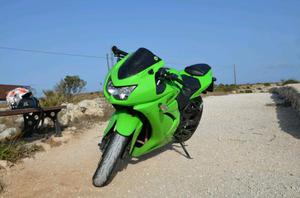 KAWASAKI NINJA 250 R (