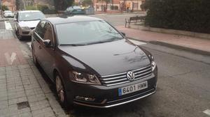 VOLKSWAGEN Passat 2.0 TDI 140cv Highline BlueMotion Tech -12