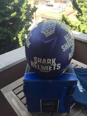 casco Shark nuevo