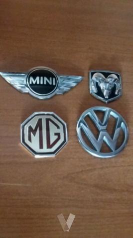 logotipos o insignias de coches