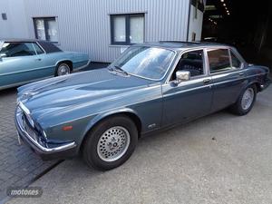 Jaguar XJ12