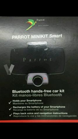 Manos libres Parrot Minikit Smart Bluetooth