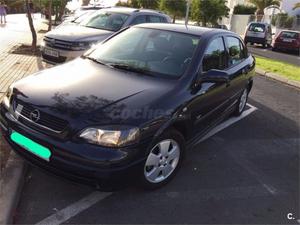 Opel Astra v Edition 5p. -03
